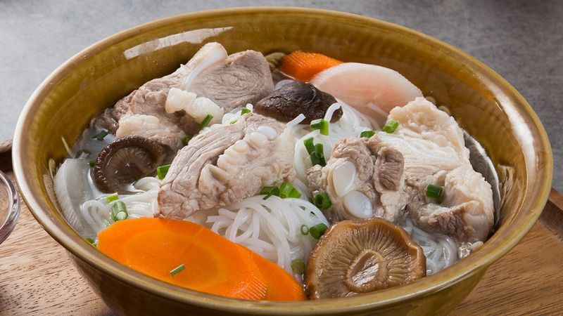 Bún xương cổ heo Bún xương cổ heo