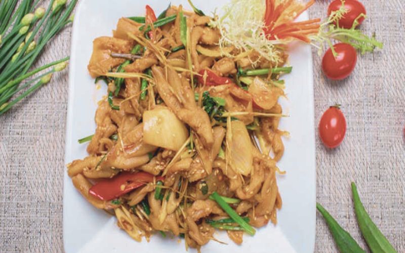Chân vịt rút xương xào sả ớt Chân vịt rút xương xào sả ớt