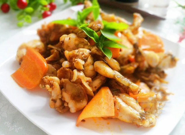 Ếch xào sa tế cay