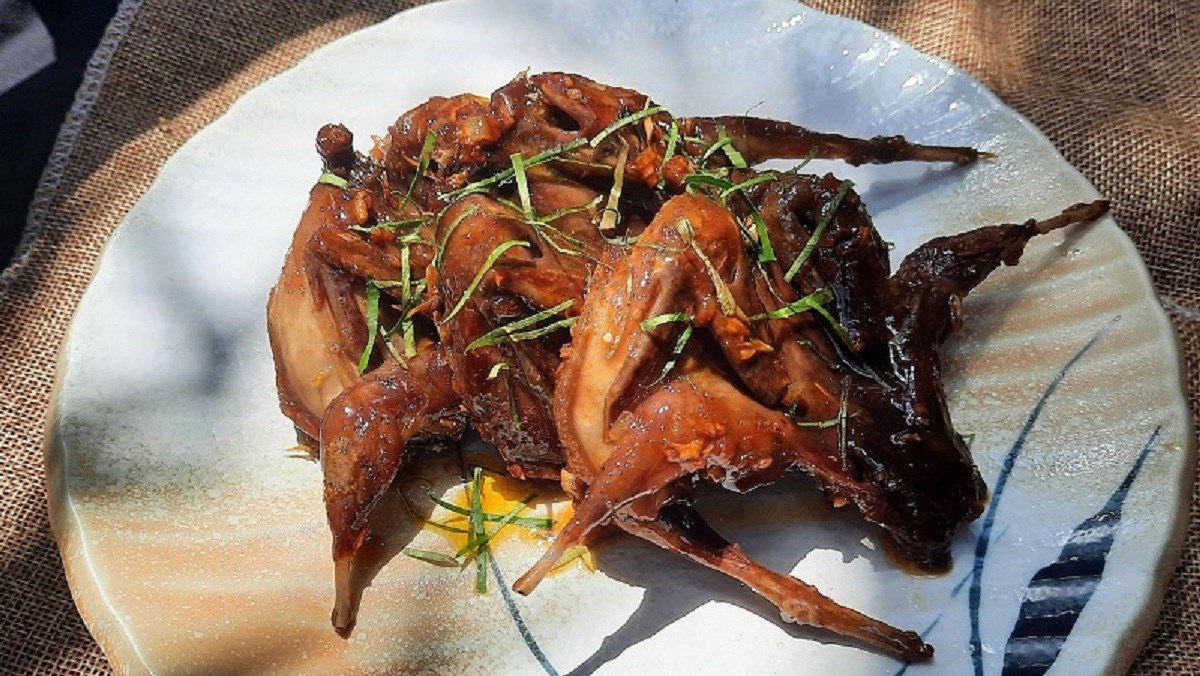 Chim cút chiên nước mắm