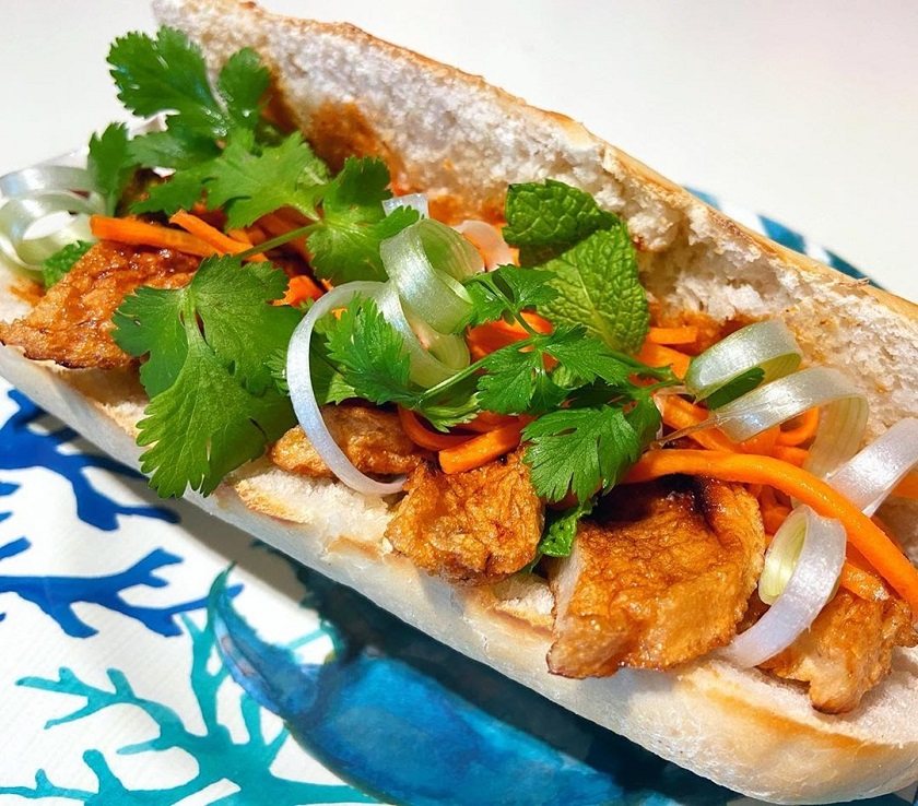 Bánh mì chả cá - Món ăn từ chả cá Nha Trang dễ làm