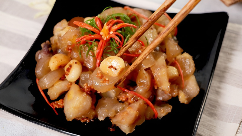 Gân bò cháy tỏi Gân bò cháy tỏi
