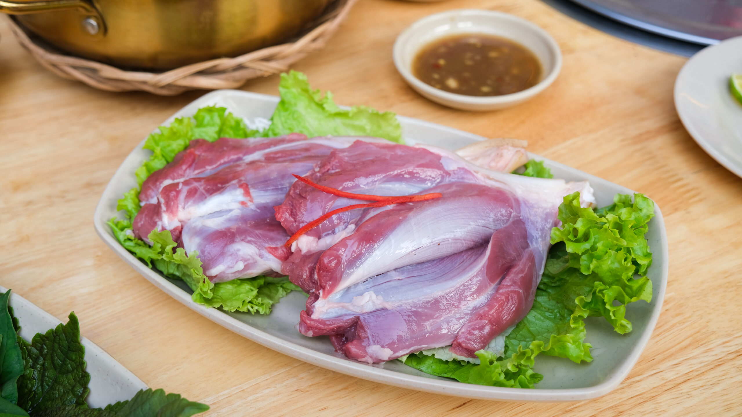 Bắp dê nướng y/ nướng muối ớt/ nướng chao/ nướng sa tế/ nướng ngũ vị - Nhà  Hàng Trại Dê