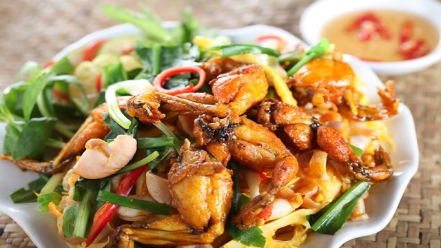 Cách món ếch xào tỏi thơm ngon cực dễ làm 