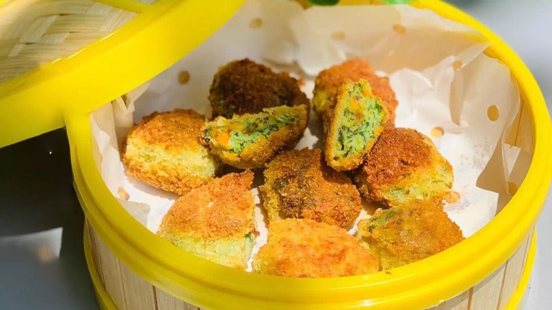 Chả mực rau củ chiên giòn